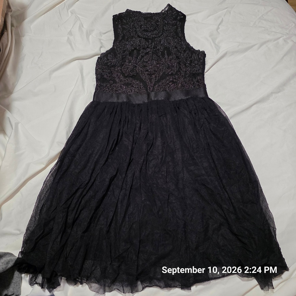Xhilaration Black Lace Tulle Sleeveless Party Dress Metallic Bodice Medium